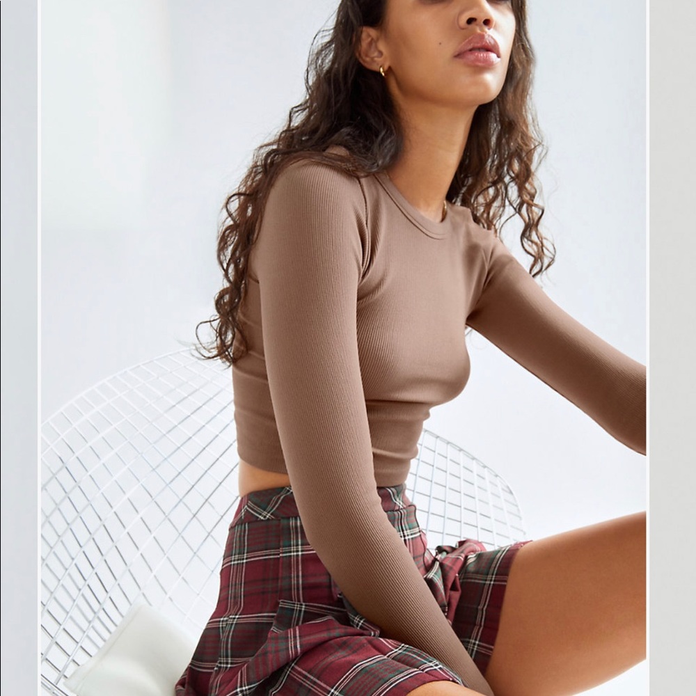 Aritzia Lea Seamless Longsleeve bundle